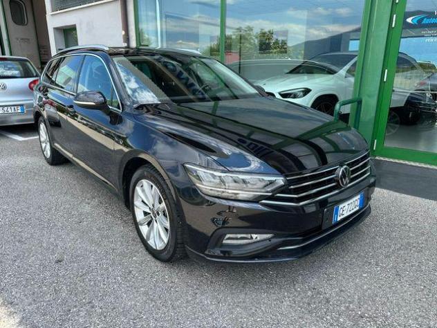VOLKSWAGEN Passat Variant 2.0 TDI SCR EVO DSG Business rif. 23883769