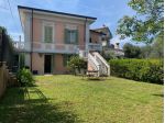 Porzione di casa in vendita a Avenza - Carrara 170 mq  Rif: 1126808