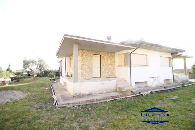 Villa in vendita a Colle di Val d'Elsa 246 mq Rif: 1089968