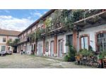 Ampia camera matrimoniale a 5 minuti da Romolo  disponibile subito