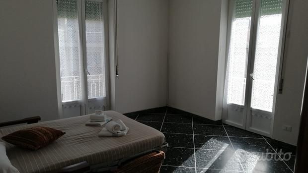 San Terenzo 5 vani arredato 3 camere fino a fine maggio per trasfertisti