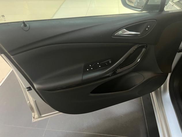 Opel Astra 1.5 CDTI Sport Tourer Business Elegance 122cv S&S MT6 - Foto 9