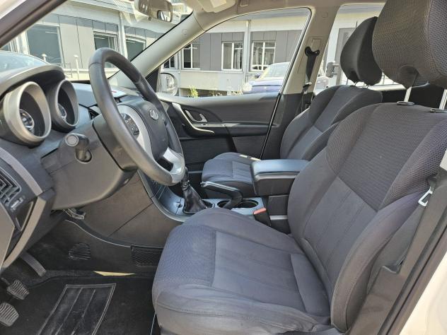 Mahindra XUV500 W6 FWD (4x2) 7POSTI - Foto 8