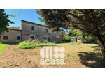 Splendido casale con lotto di terreno