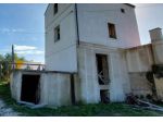 Immobile in asta di 176 m² con più di 5 locali in vendita a Pozzuoli