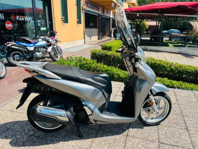 HONDA SH 300 i TUTTO INCLUSO ANCHE PASSAGGIO! MINI RATE rif. 23835955 - Foto 6