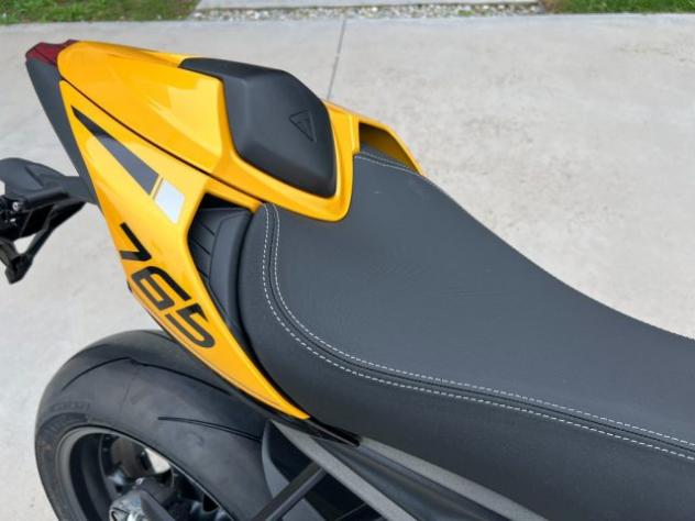 TRIUMPH Street Triple RS Abs rif. 21424200 - Foto 9