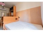Room 18