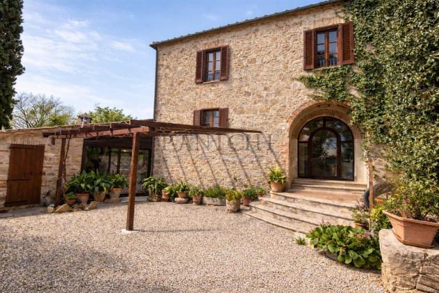 Porzione di casale toscano con terreno esterno - Crete Senesi