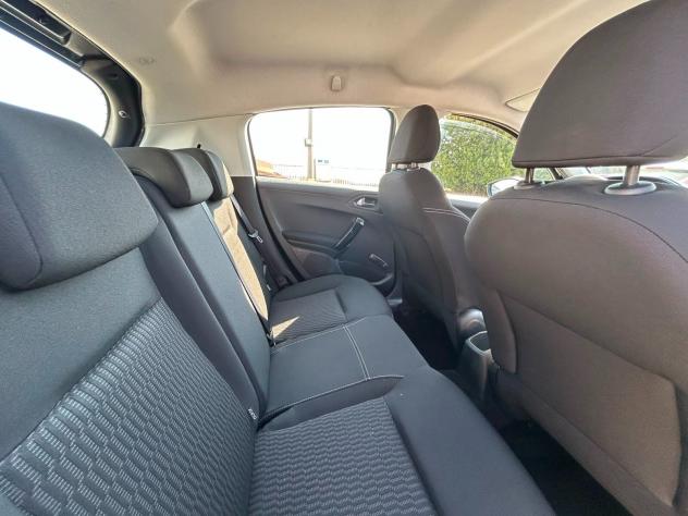 Peugeot 208 BlueHDi 75 5 porte Active - Foto 7