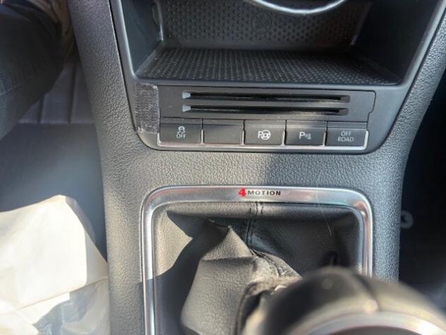 Volkswagen Tiguan 2.0 TDI 140 CV 4MOTION Sport & Style - Foto 6