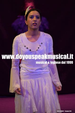 per- corso di Teatro, Danza e Canto in INGLESE per Adulti a Milano 🇬🇧 Musical - Foto 2