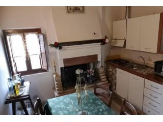 Appartamento in affitto a Crespina Lorenzana 65 mq  Rif: 1298575