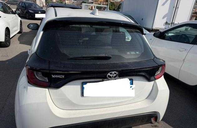 Toyota Yaris 1.0 5 porte Active - Foto 8