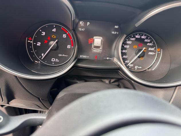 Alfa Romeo Stelvio 2.2 Turbodiesel 210 CV AT8 Q4 Executive - Foto 7