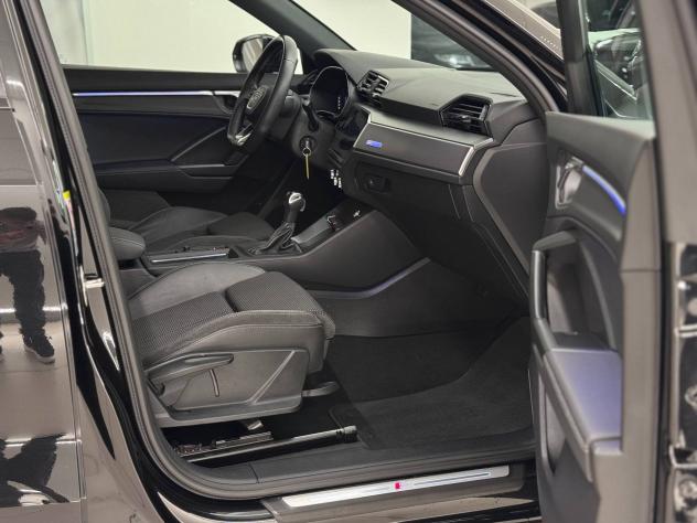 Audi Q3 2.0 35 TDI S Tronic S Line Edition - Foto 9