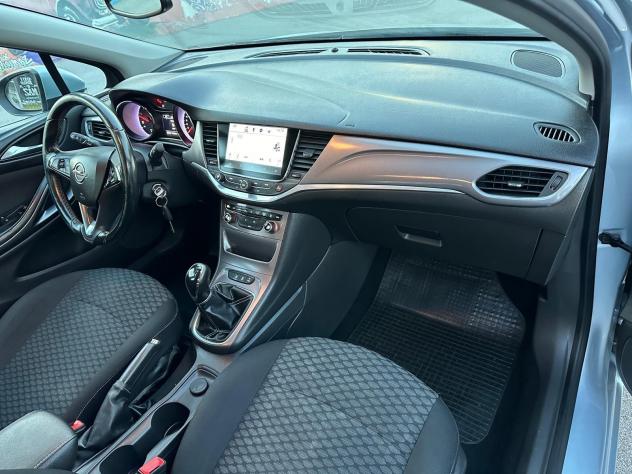 Opel Astra 1.5 Turbo Diesel 130 CV AT8 Edition - Foto 4