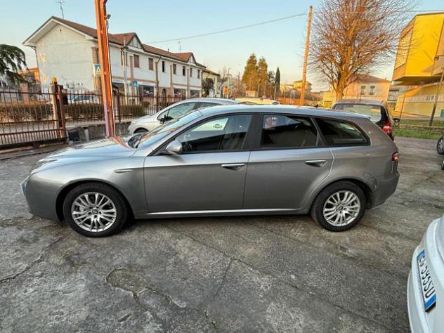 ALFA ROMEO 159 1.9 JTDm 150CV Sportwagon Distinctive Q-Tronic rif. 24091512 - Foto 2