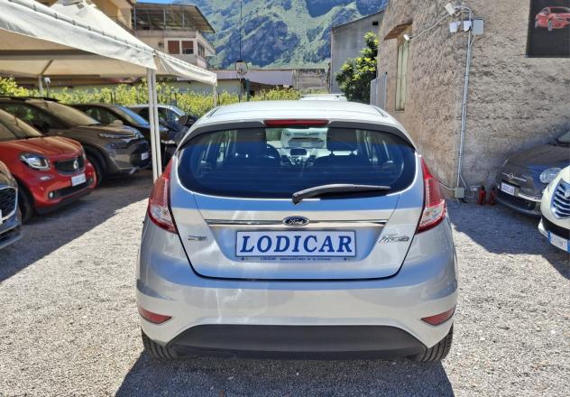 Ford Fiesta 1.5 TDCi 75CV 5 porte Titanium - Foto 8