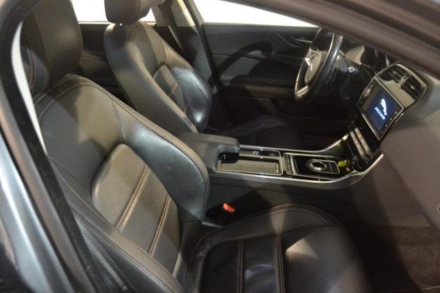 JAGUAR XE 2.0 D Turbo 180 CV AWD aut. Portfolio rif. 23821518 - Foto 9