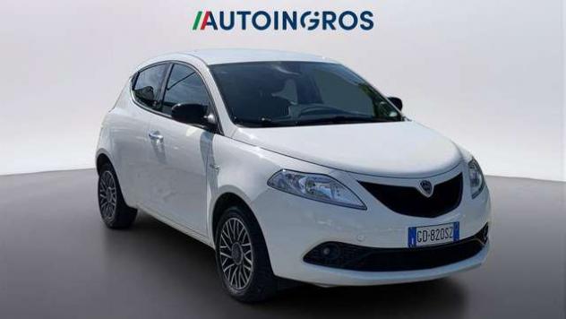 Lancia Ypsilon 1.0 firefly hybrid Gold s&s 70cv - Foto 7