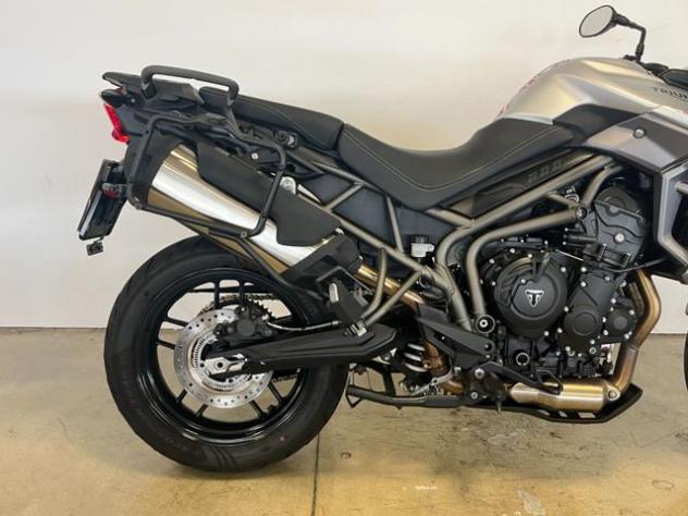 TRIUMPH Tiger 800 XRx XRX 800 rif. 23905754 - Foto 6
