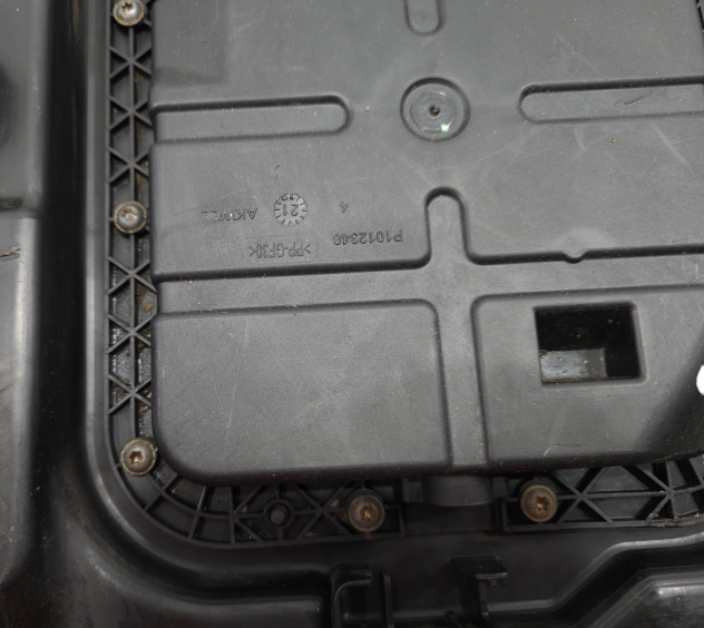 SERBATOIO ADBLUE PEUGEOT 2008 Serie 9828443980 (19) - Foto 10