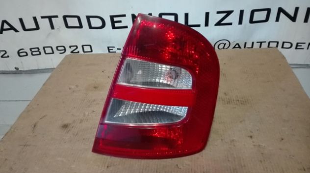 Fanali posteriori Skoda Fabia del 2004 - Foto 3