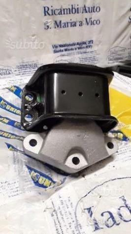 Supporto motore dx peugeot 308 /3008 /5008 1807ff