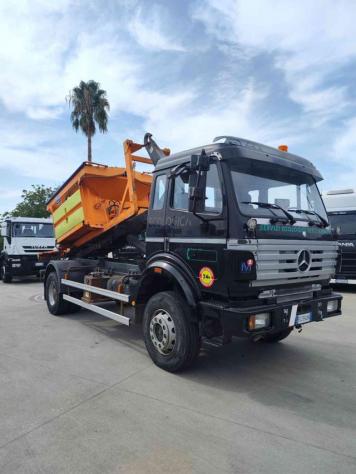 MERCEDES-BENZ 18-24 4x4 scarrabile e spargisale rif. 24032085 - Foto 8