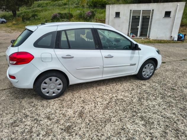 Renault Clio 1.2 16V SporTour FINANZIAMENTO ANCHE SENZA BUSTA PAGA - Foto 3