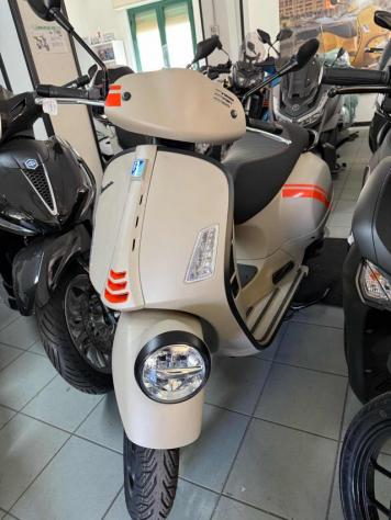 PIAGGIO Vespa 300 GTV 310 13 rif. 23790437