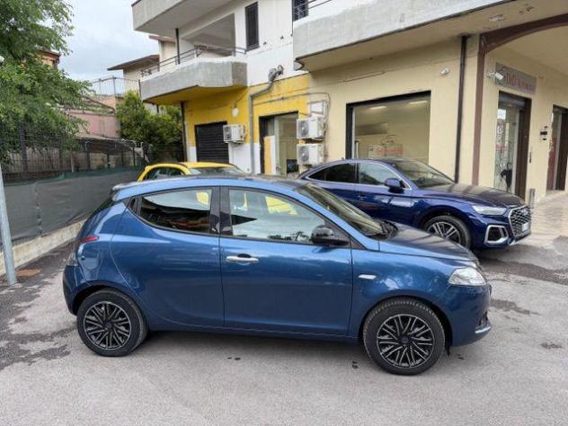 LANCIA Ypsilon 1.0 FireFly 5 porte S&S Hybrid Alberta Ferretti rif. 23883886 - Foto 4