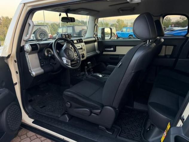 TOYOTA FJ Cruiser 4.0 V6 4X4 BELLISSIMA COME NUOVA! rif. 21348692 - Foto 10