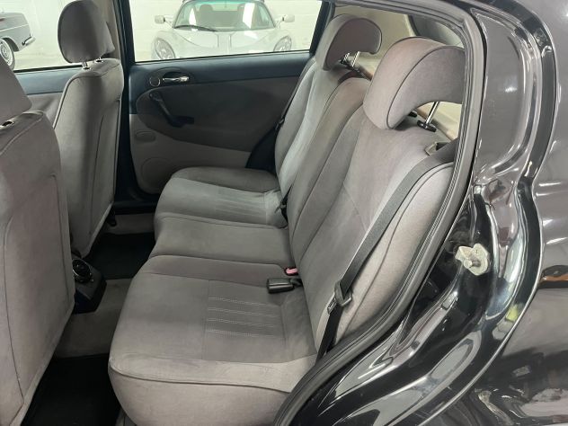 Alfa Romeo 147 5p 1.6 ts 16v 105cv - Foto 10