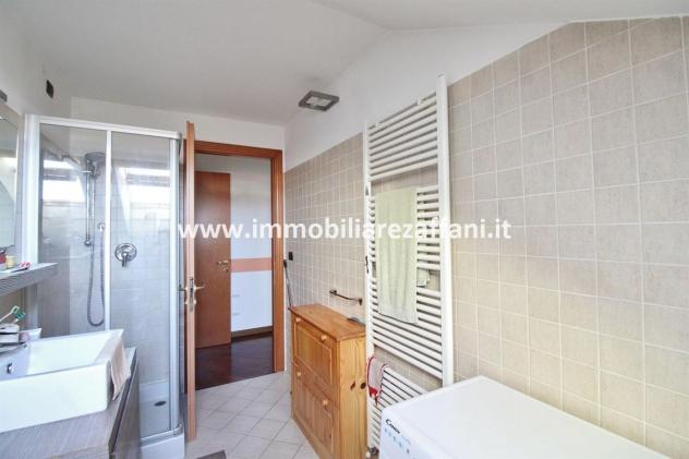 Appartamento mansardato di tre locali oltre servizi - Foto 9