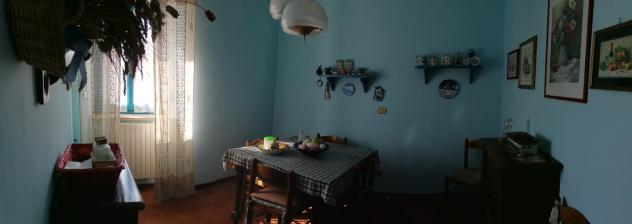 Nel comune di Sorano nella loc. di Montevitozzo Marcelli, a 11Km da Sorano e dalle sue terme, 16 Km da Pitigliano, 6 km da Castell'Azzara vendiamo app - Foto 14