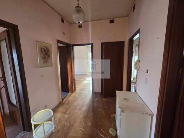VENDESI VILLA SINGOLA - Foto 10