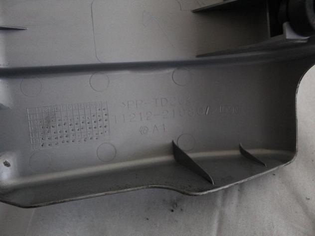 11212-21080 RIVESTIMENTO COVER COPRI MOTORE TOYOTA YARIS P13 1.5 I 55KW AUT 5P (2017) RICAMBIO USATO - Foto 5