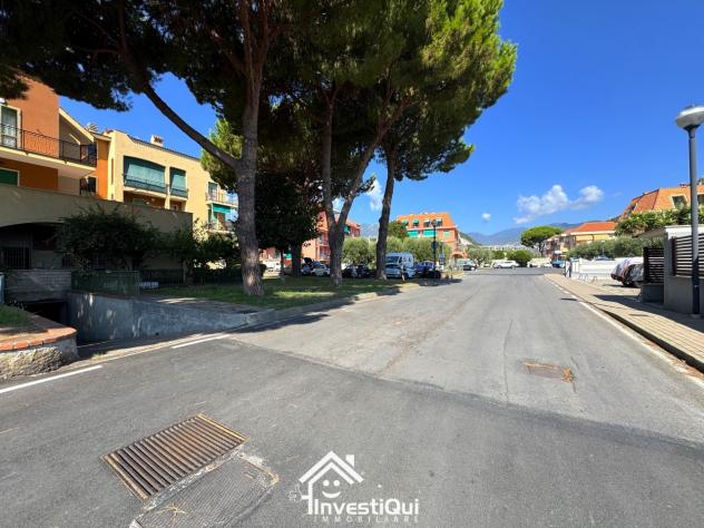 Triplo in vendita a Pietra Ligure