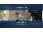 Immobile in asta di 345 m² con più di 5 locali in vendita a Cortona