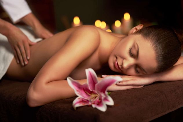 Relax, massaggio e depilazione con bella massaggiatrice Italiana - Foto 3 Tel:3349412350