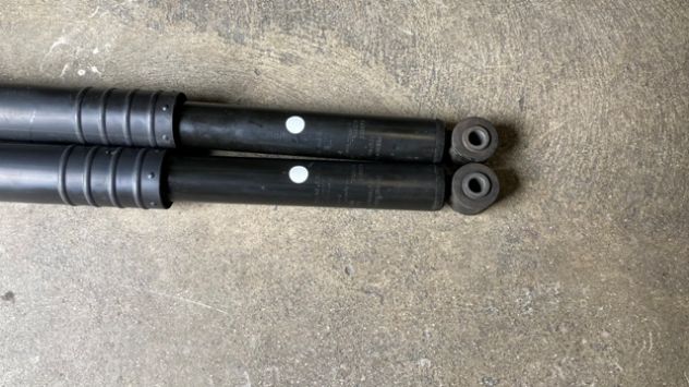 Ammortizzatori posteriori Renault Clio 4 900tce del 2019 (562109815R) - Foto 3