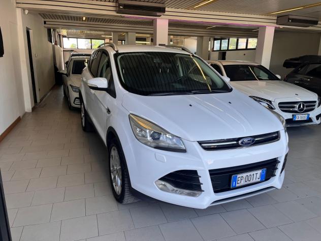 Ford Kuga 2.0 TDCi 163 CV 4WD Individual DPF - Foto 3