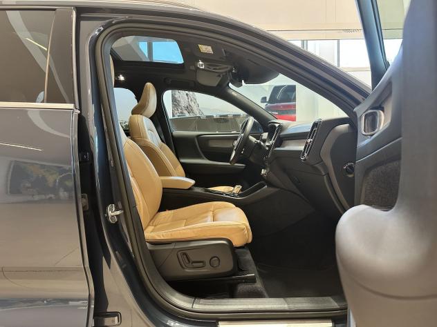 Volvo XC40 B4 AWD automatico Ultimate Bright - Foto 10