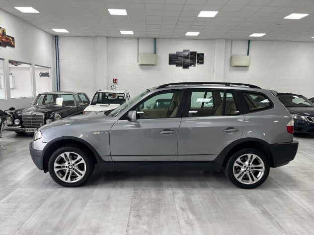BMW X3 2.0d - Foto 8