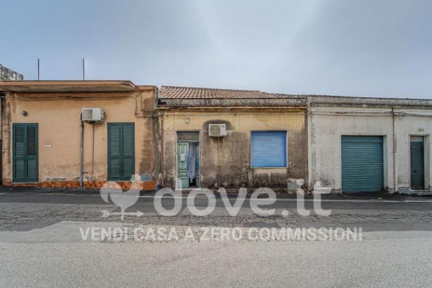 Appartamento di 80 m² con 4 locali in vendita a Santa Venerina