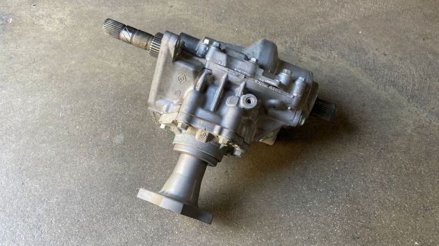 Ripartitore cambio Dacia Duster 1.5DCI 4x4 2^serie del 2021 (331175457R)