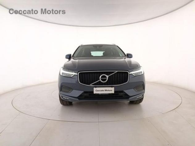 VOLVO XC60 B4 (d) AWD Geartronic Momentum rif. 20381180 - Foto 2