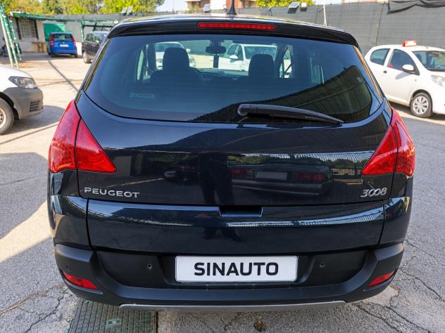 Peugeot 3008 1.6 HDi 110CV cambio robotizzato Premium - Foto 4